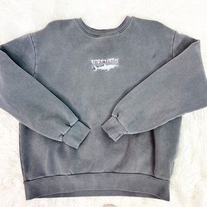 SURF LOCOS GRAY CREWNECK PULLOVER SWEATSHIRT WITH EMBROIDERED SHARK SZ MEDIUM